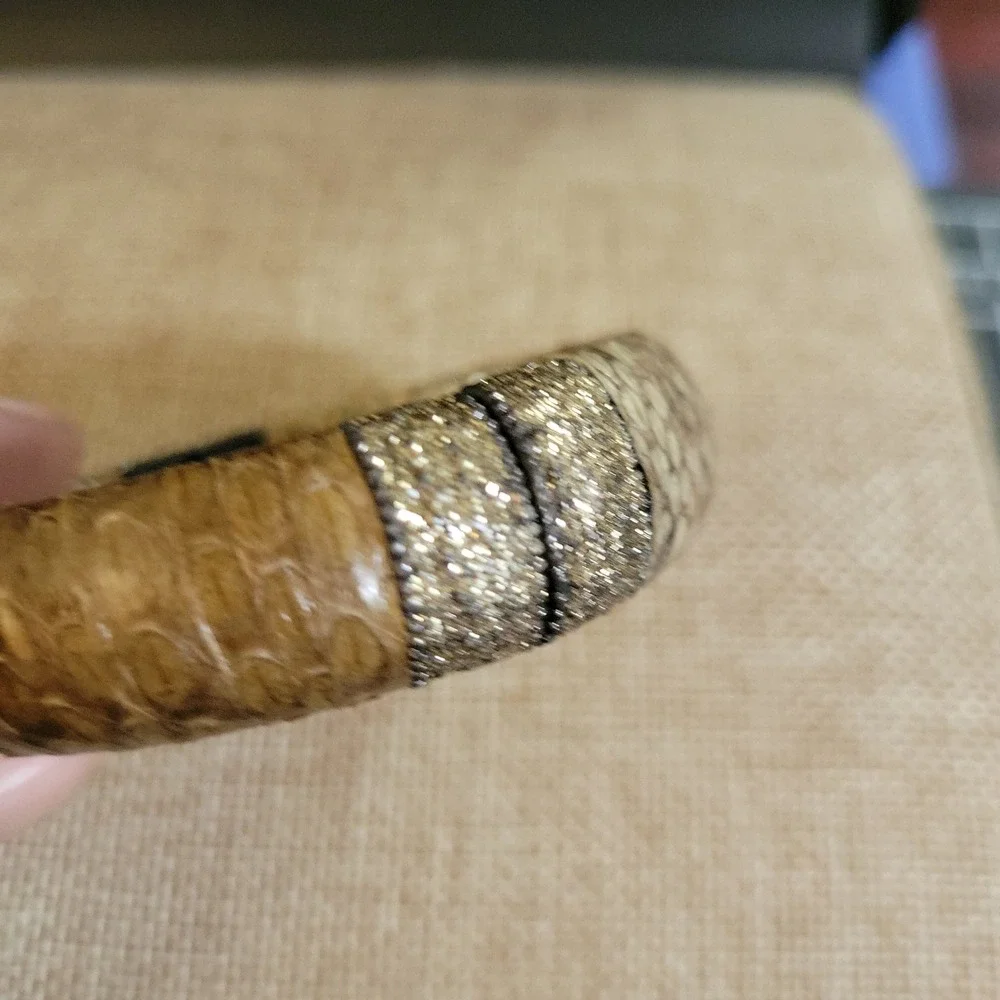 NWT KMO Paris/KMO Bali Genuine Snakeskin Kamelite Sparkle Bangle